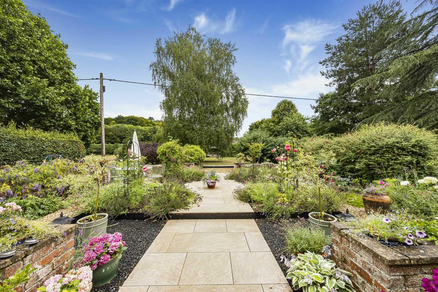 Skirmett, Henley-On-Thames